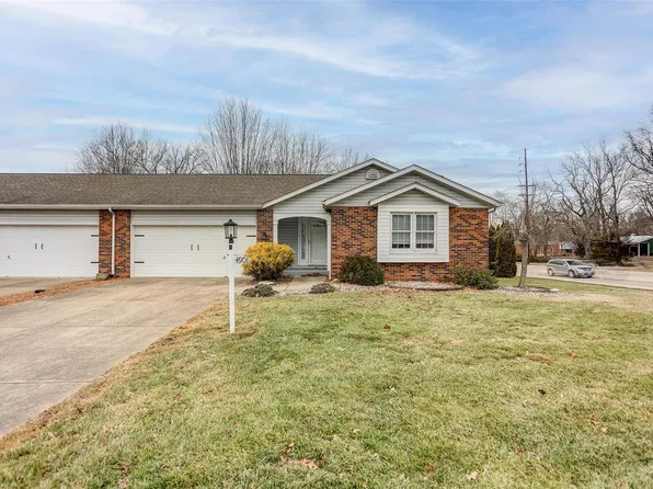 4908 Blu Fountain Dr #B4, Godfrey, IL 62035