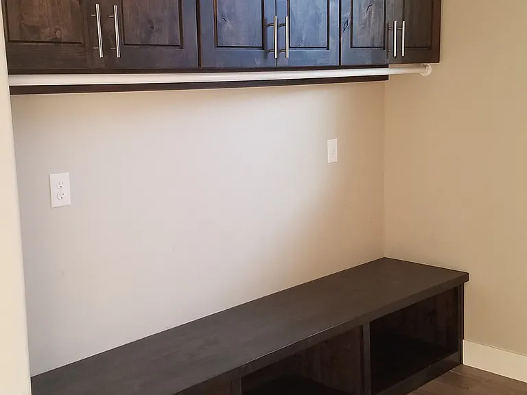378 N Highland Pkwy — Photo 8