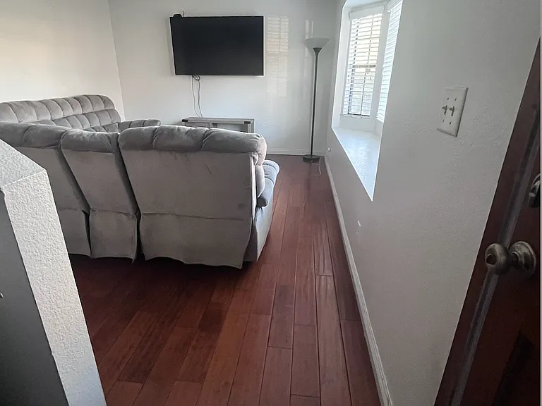 4195 Kingsley St #36 — Photo 12
