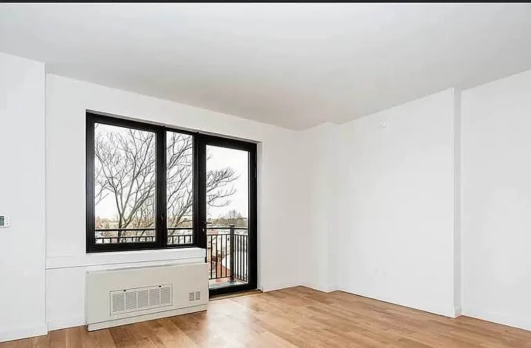 1802 Ocean Ave #3F — Photo 2