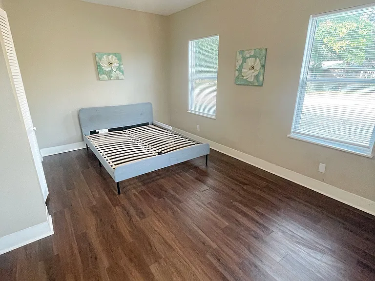 1425 Quintana Rd #1 — Photo 13