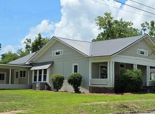 223 College Ave N, Douglas, GA 31533