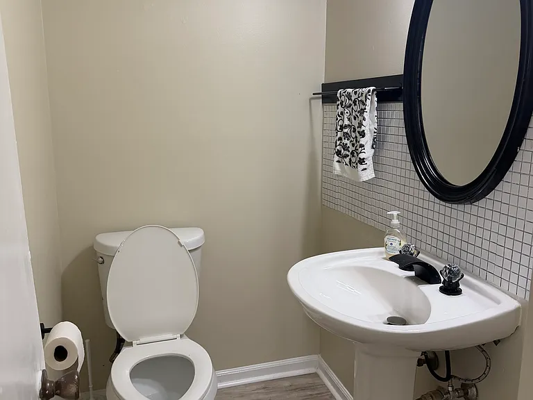 375 Leisure Ct #375 — Photo 4