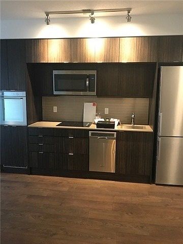 2nd image of 10 York St #1209