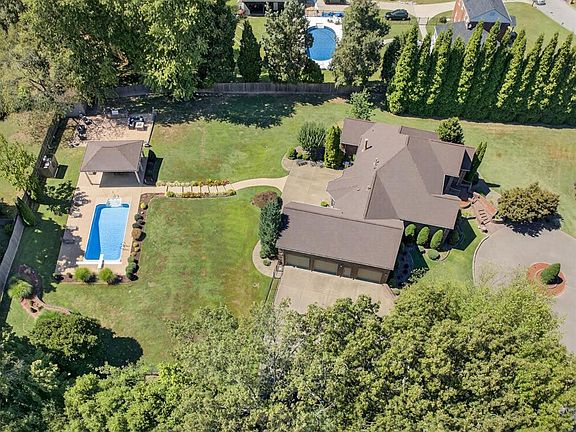 5th image of 4432 New Hartford Rd