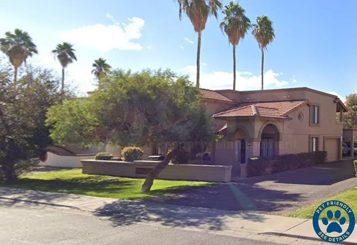 2 bed, 2.0 bath, 920 sqft, $1,349 — Photo 1