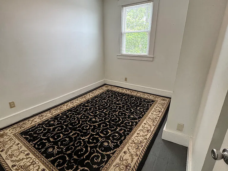 224 Walnut St — Photo 11