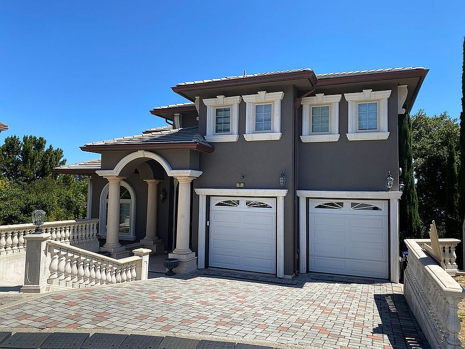 Hill Top Villa