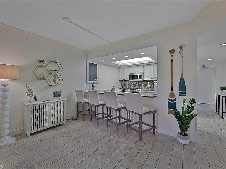 154 Cypress Way E #1102 — Photo 3