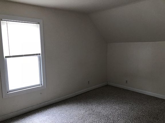 5th image of 120 W Dartmouth St