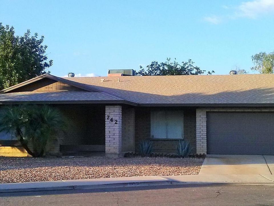 1st image of 742 W Kiowa Cir