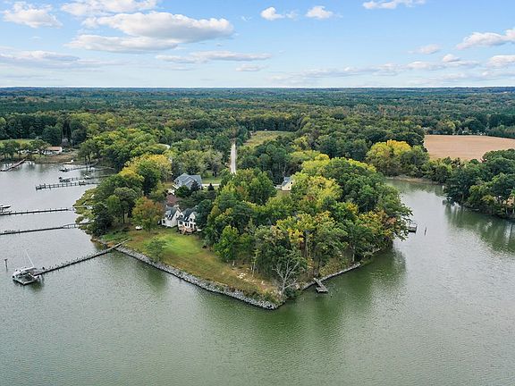 3rd image of 767 Quiet Harbor Dr