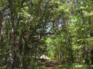 40 Old Polowana Rd, Saint Helena Island, SC 29920