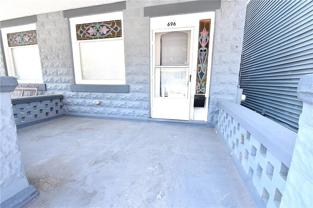 3 bed, 1674 sqft, $2,050 — Photo 2