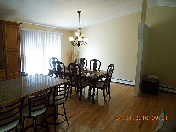 5th image of 21 Wendi Dr