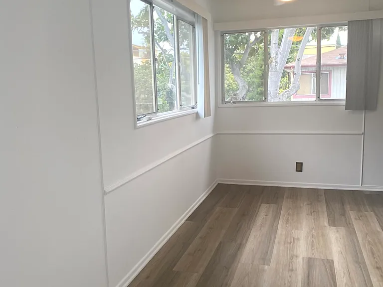 1173 N Curson Ave #11 — Photo 3
