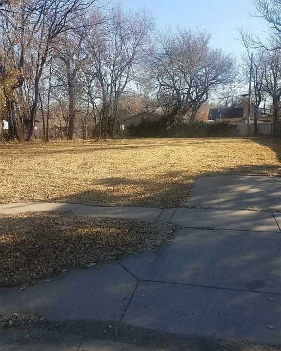 1st image of 2234 N Woodland Ave
