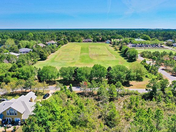3rd image of 10 Golf Club Dr