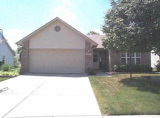 6103 E White Birch Dr, Fishers, IN 46038