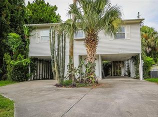 7115 Treasure Island Rd, Leesburg, FL 34788