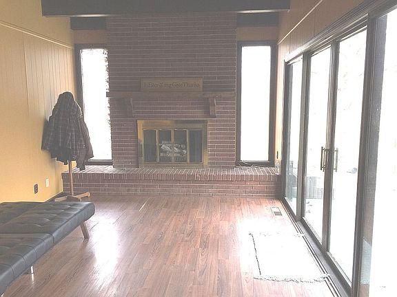 5th image of 235 Webster Ave #Avw3-p3