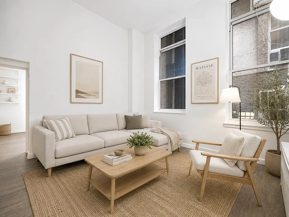 88 Fulton St #216