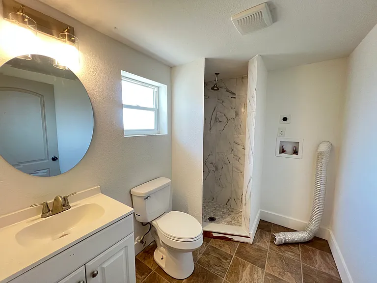 6819 E 21st Ave — Photo 17