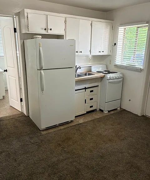 1216 W State St #6 — Photo 2