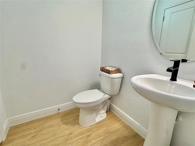 13438 Leggett Aly — Photo 24