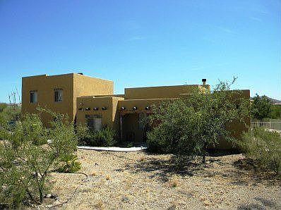 3rd image of 3761 E Tapia Dr