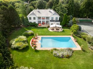 39 Pheasant Close S, Southampton, NY 11968