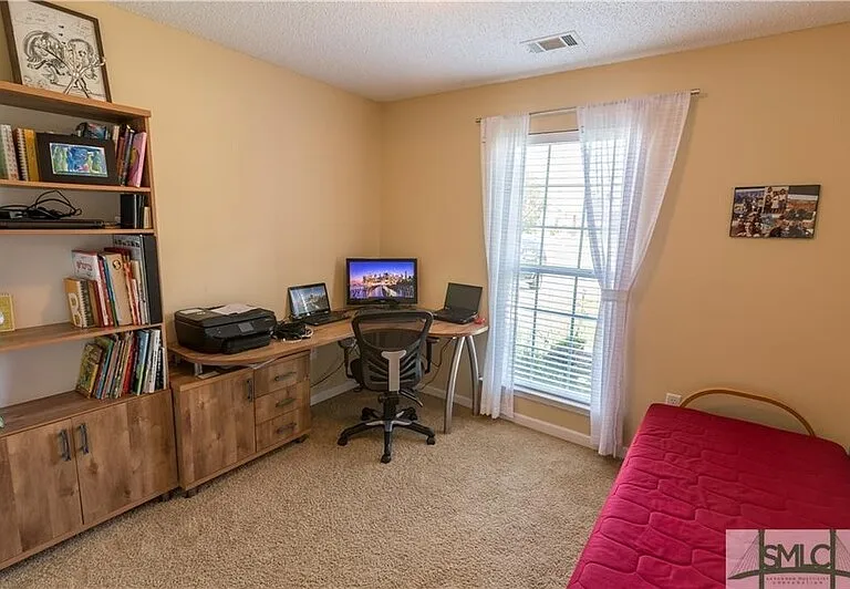 258 Lancaster Way — Photo 12