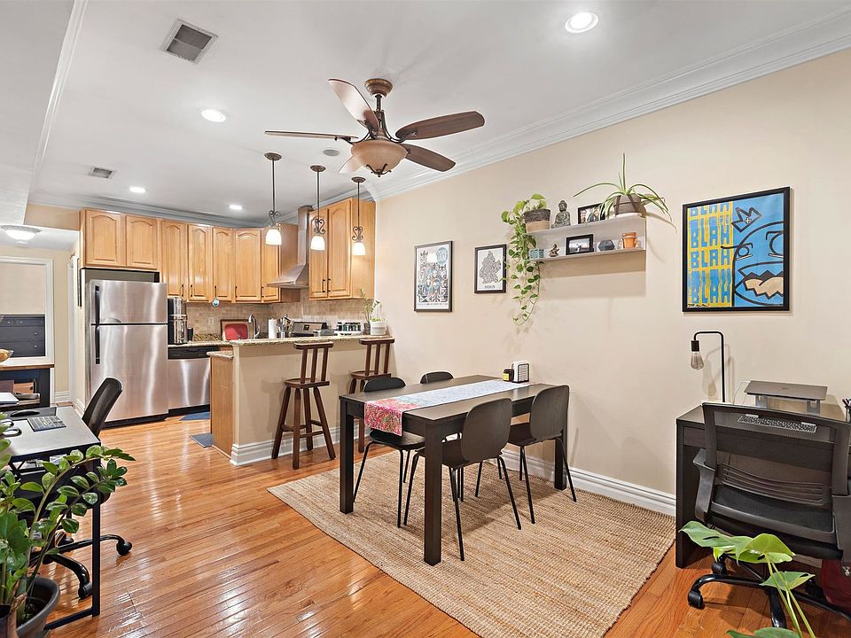 1st image of 258 New York Ave APT 6