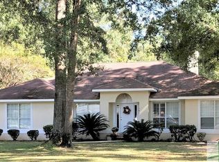 402 Quail Trl, Hinesville, GA 31313