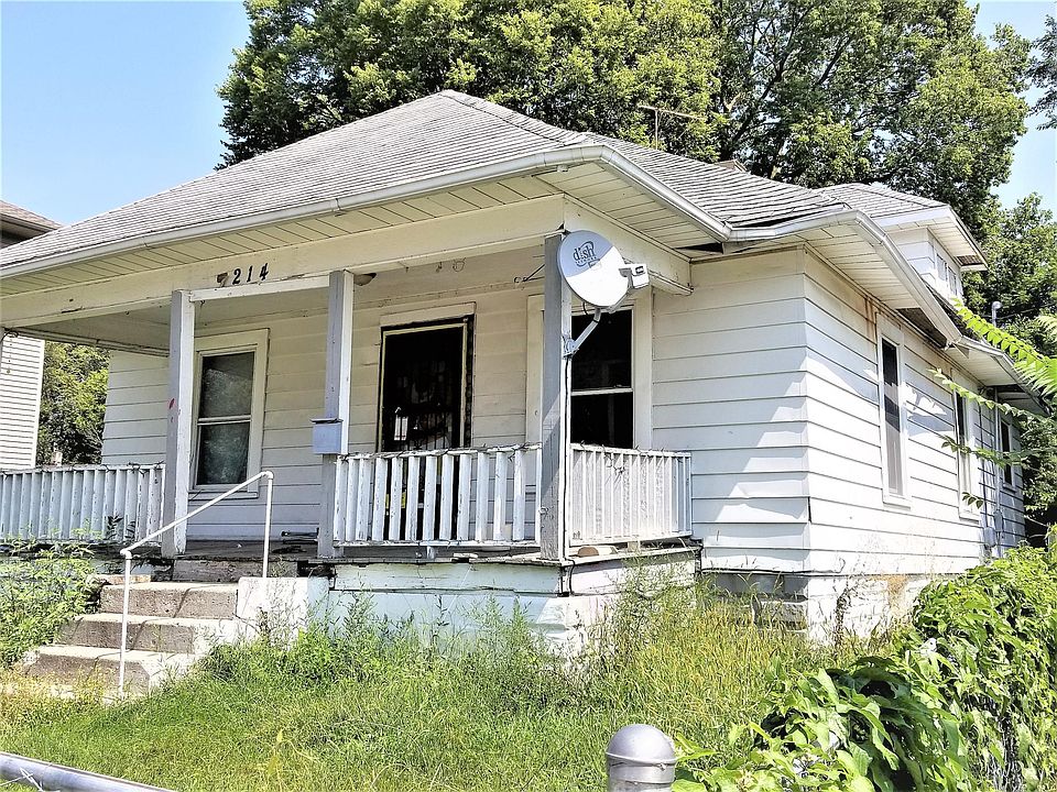 2nd image of 214 N Purdum St