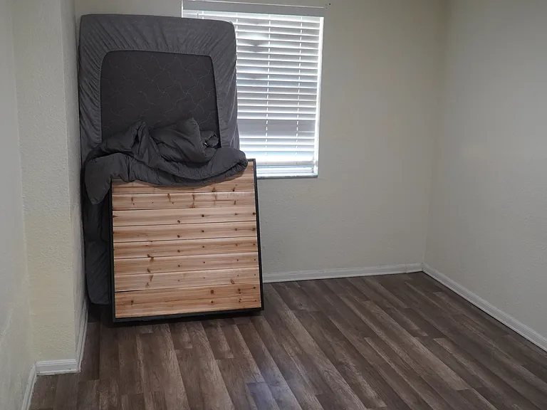 4111 W Montgomery Ter — Photo 19
