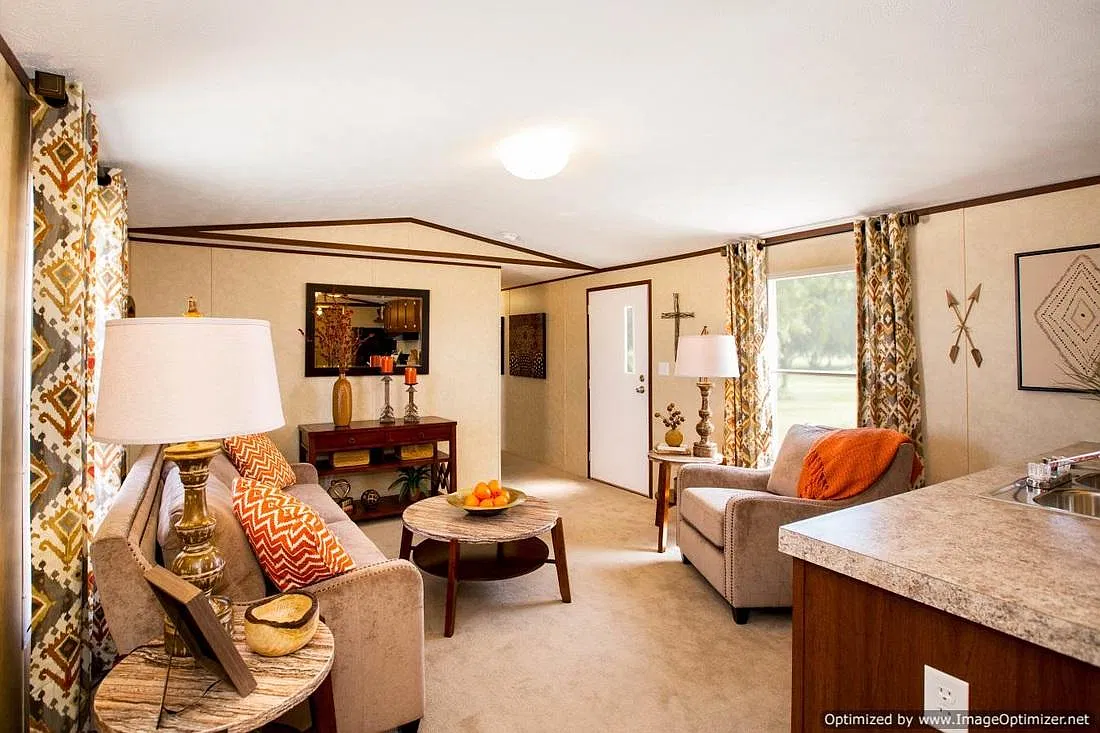 3 bed, 924 sqft, $1,400 — Photo 3