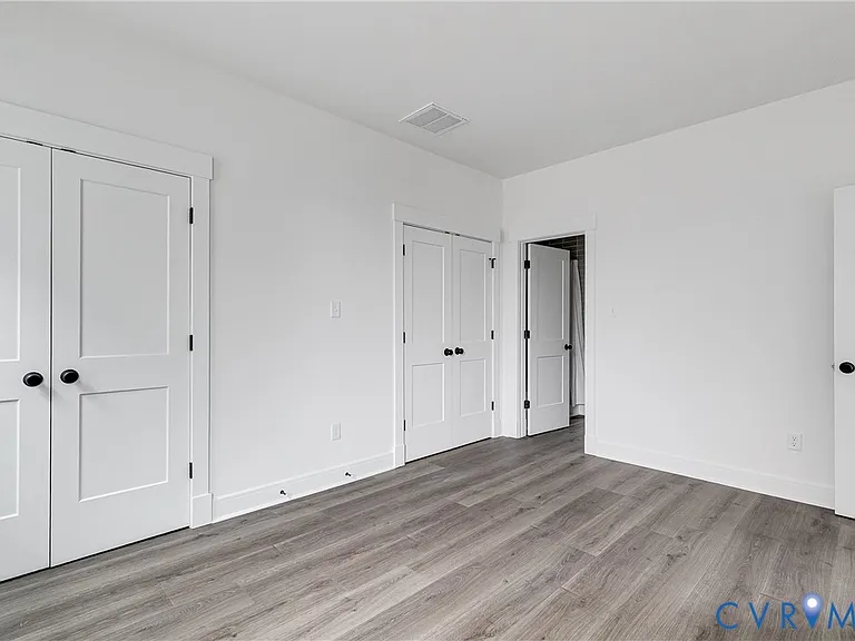1823 W Cary St #A — Photo 35
