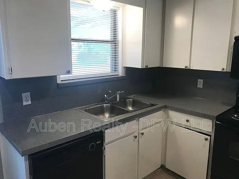 509 S Beverly St #3 — Photo 5