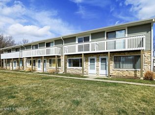 34266 N Birch Ln, Gurnee, IL 60031