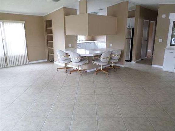 3rd image of 9649 Cypress Lakes Dr