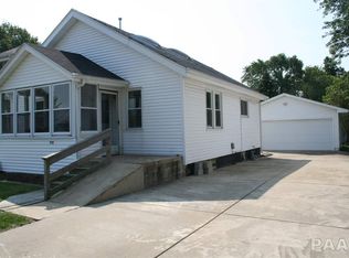 536 Roosevelt St, Creve Coeur, IL
