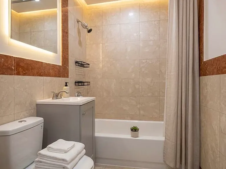234 E 3rd St #2B — Photo 7