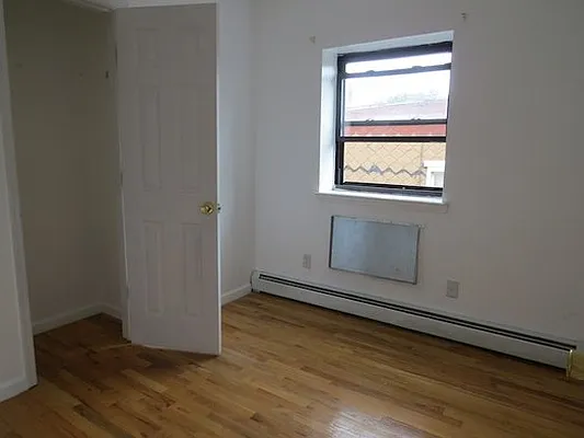 Rented by Capri Jet Realty Corp | media 14