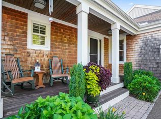 84 Conifer Hl, Plymouth, MA 02360