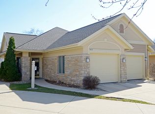 5013 Wenlock Rose Ct, Middleton, WI 53562
