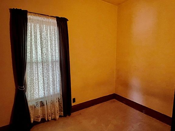 Front bedroom
