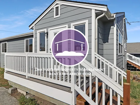 814 28th St #B, Anacortes, WA 98221