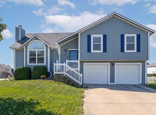 31213 W 172nd Ter, Gardner, KS 66030