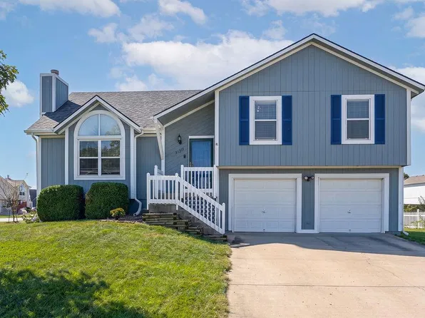 31213 W 172nd Ter, Gardner, KS 66030